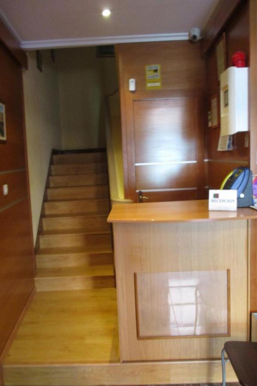 Hostal Becares パレンシア エクステリア 写真