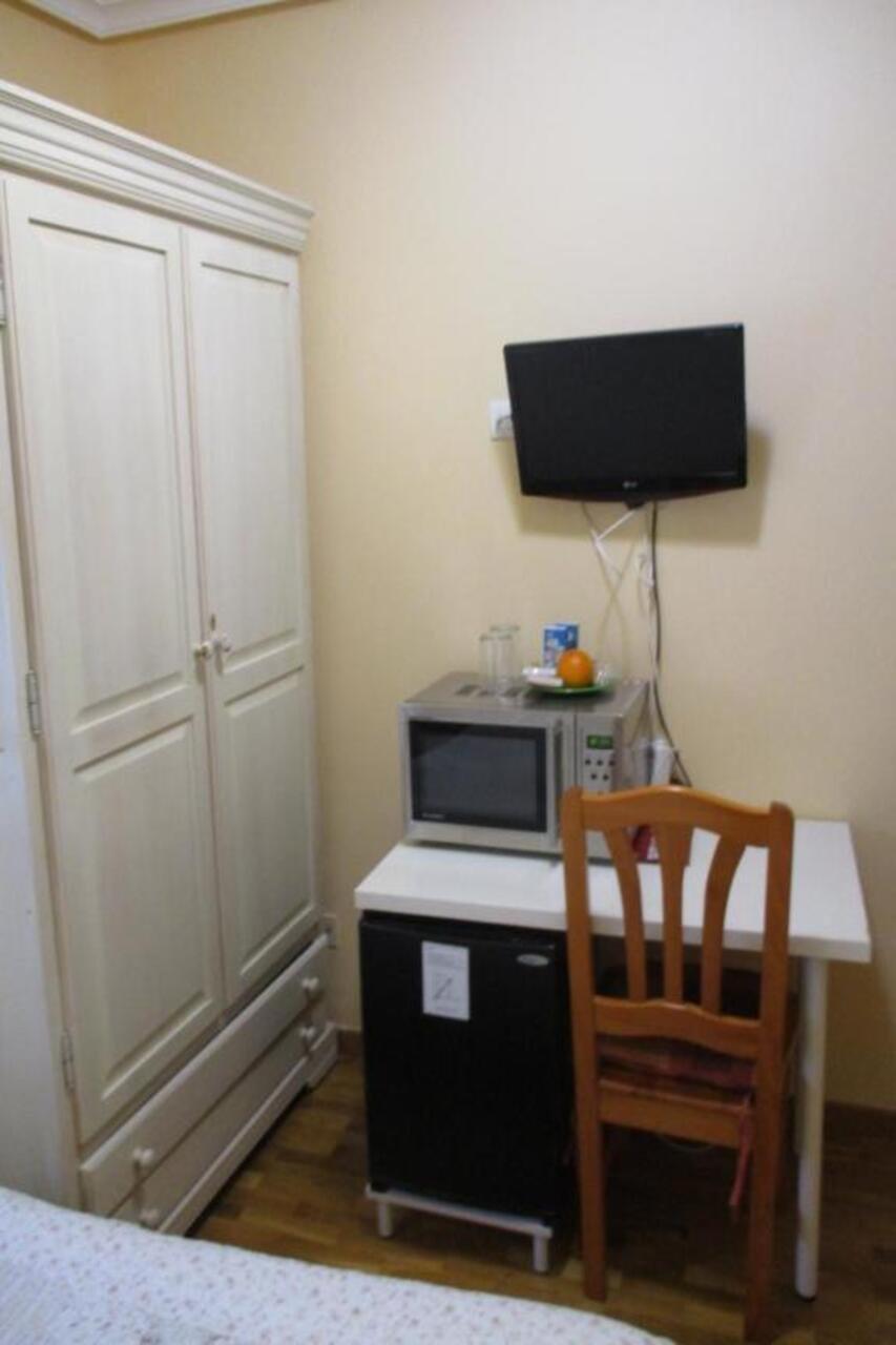 Hostal Becares パレンシア エクステリア 写真