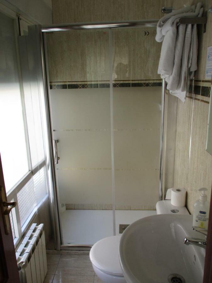 Hostal Becares パレンシア エクステリア 写真